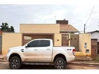 Casa em leilão com 3 quartos e 2 banheiros