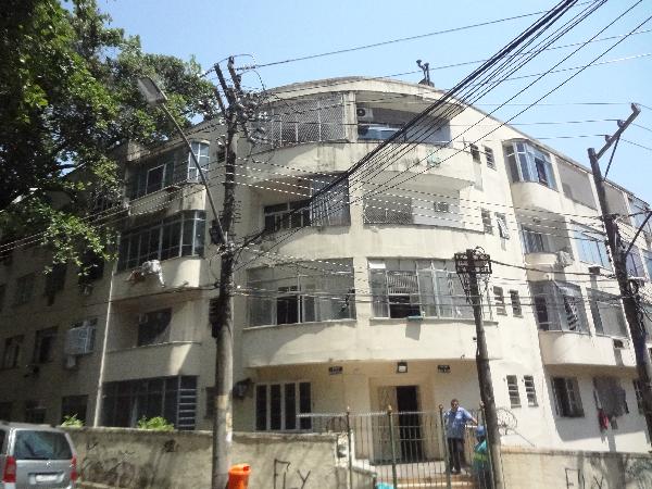 Apartamento compacto com 1 quarto, 1 banheiro e cozinha