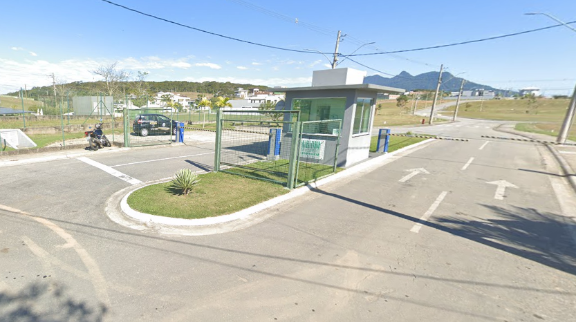 Terreno amplo com 546,45 m² no Operário, desocupado