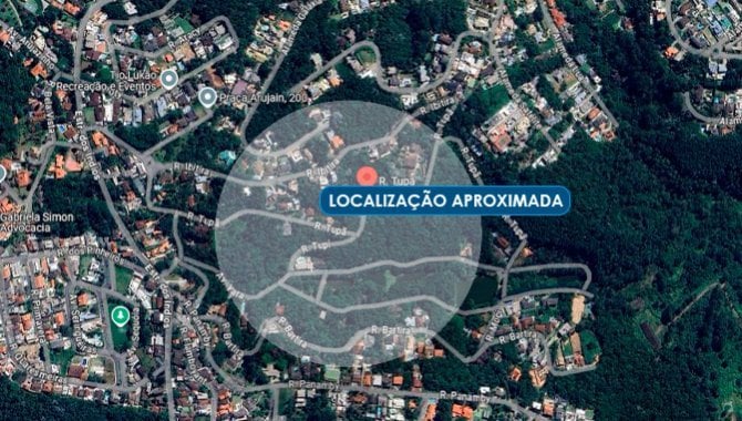 Direitos sobre terreno com 811 m² em Arujá - Lote 33 Quadra 06