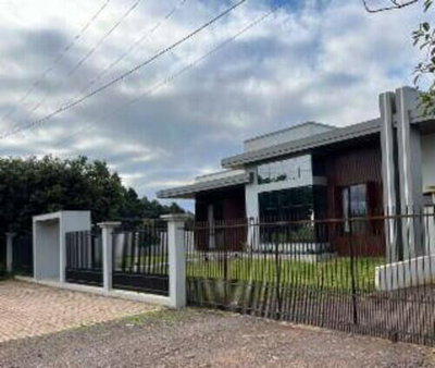 Casa com 2 Quartos e 2 Banheiros no Centro de Fortaleza dos Valos
