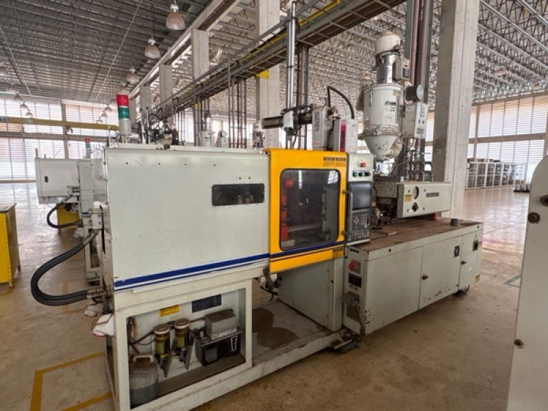 Imóvel Industrial com Injetora 70 Ton, Silo e Robô, Área Construída 7.479,5m²