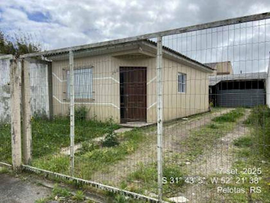 Casa com 2 quartos, 1 banheiro, 94,52m² construídos, ocupada