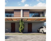 Residência tipo 1 com 3 vagas cobertas e ampla área construída