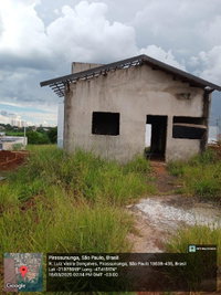 Terreno com 2 quartos, banheiro, sala e cozinha, 180m² construídos