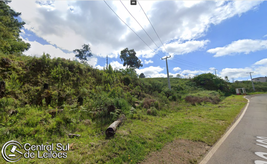 Terreno amplo com 2.160m², 6 lotes, sem benfeitorias