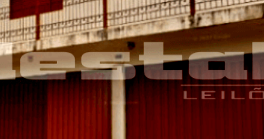 Galpão Comercial com Apartamentos em Botucatu/SP