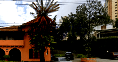 Prédio Comercial em Santana/SP com Salões Amplos