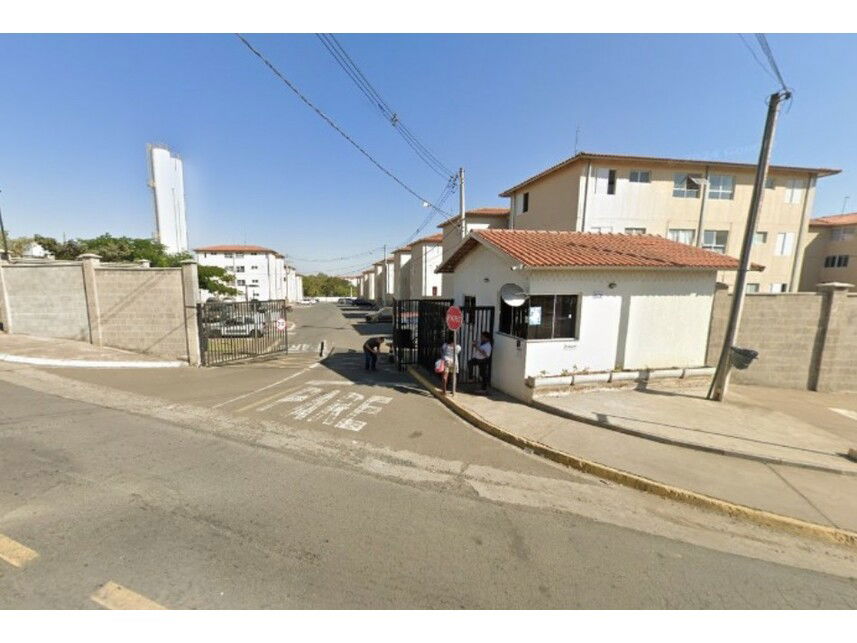 Apartamento 42 com 1 vaga em Santa Terezinha - Ocupado