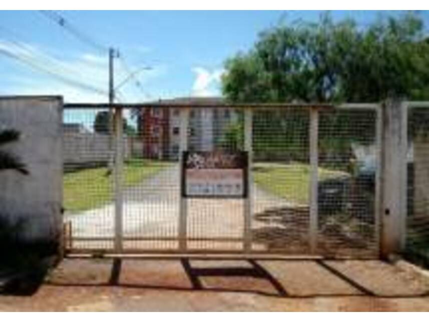Apartamento com 1 Vaga em Luziânia