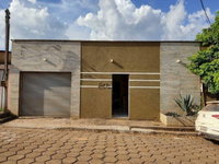 Casa aconchegante com 2 quartos, 2 banheiros e 210m² construída, ocupada