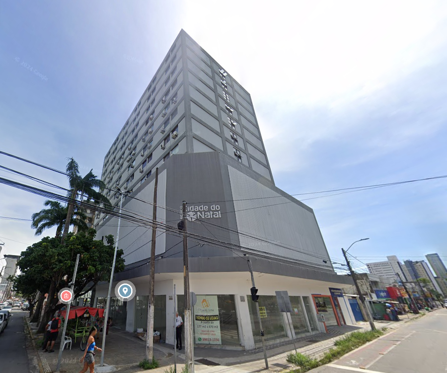 Lojas Comerciais com 437,90m² em Natal/RN