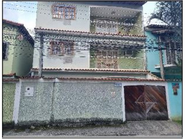 Casa com 209m² de área total e terreno de 128m²