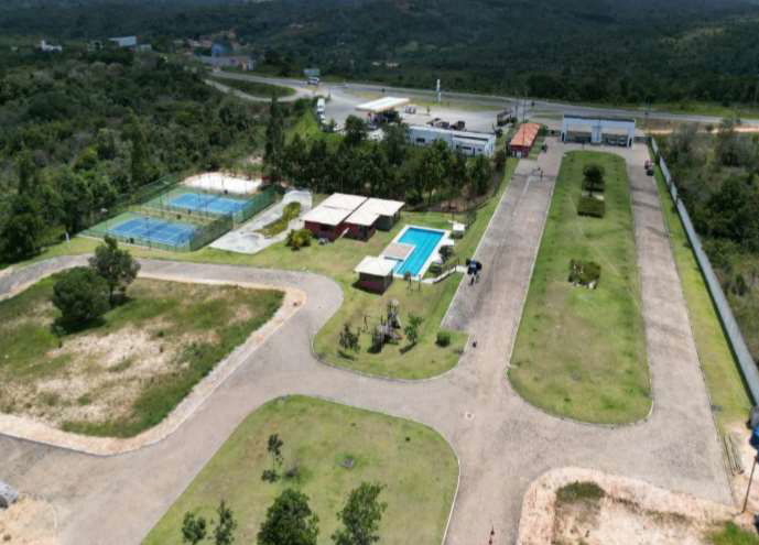 Terreno desocupado com 360 m² em ótima localização
