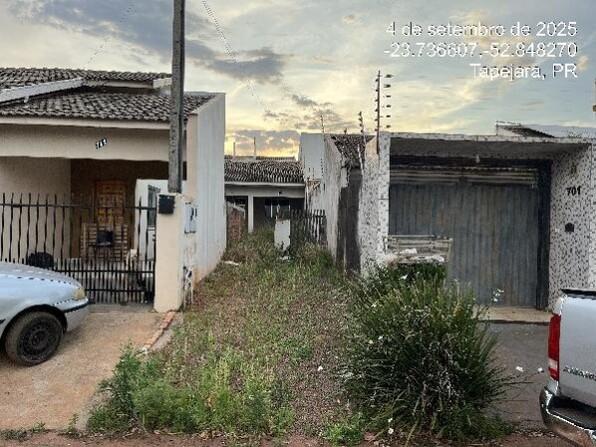 Casa com 1 quarto e 1 banheiro, 84,7 m², desocupada