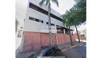 Prédio comercial com 400,23m² construídos