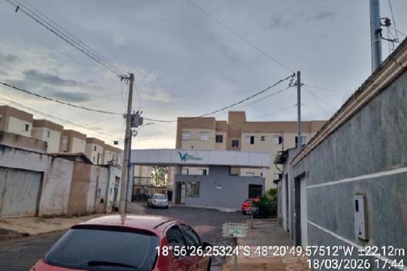 Apto 48,66m² - 2 Quartos, 1 Vaga - Cond Res Vertentes I