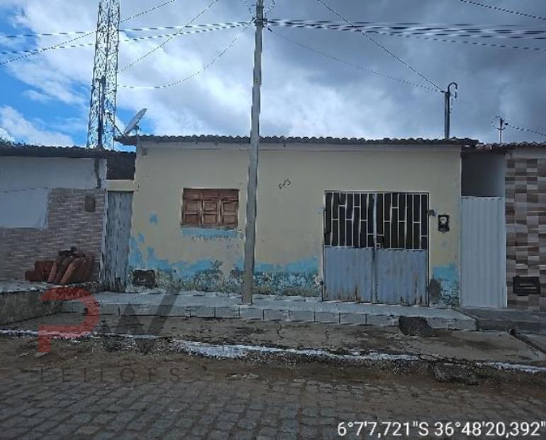 Casa em Florânia/RN com 3 quartos e 85m² de área construída