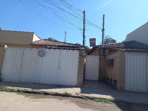 Casa aconchegante 1 quarto, 1 banheiro, 36m² construída, desocupada