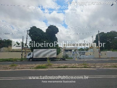 Apartamento 2 Quartos com Vaga em Condomínio