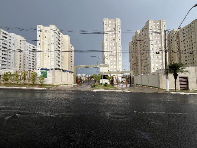 Apartamento com 2 quartos em Uberlândia/MG