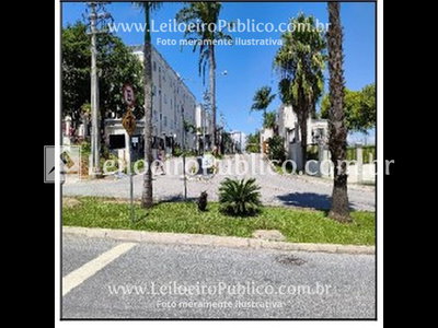 Apartamento com 1 vaga de garagem em Taubaté