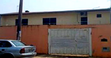 Terreno com 3 unidades habitacionais, 3 quartos, 3 banheiros, locado