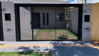 Casa em Condomínio com 2 quartos e 1 vaga de garagem