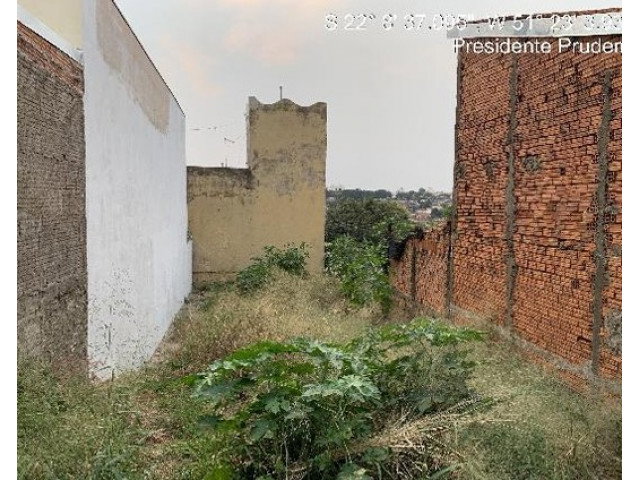 Terreno com 126m² em Presidente Prudente/SP