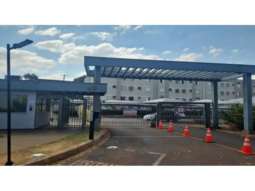 Apartamento térreo com 1 vaga, 43,06m² útil