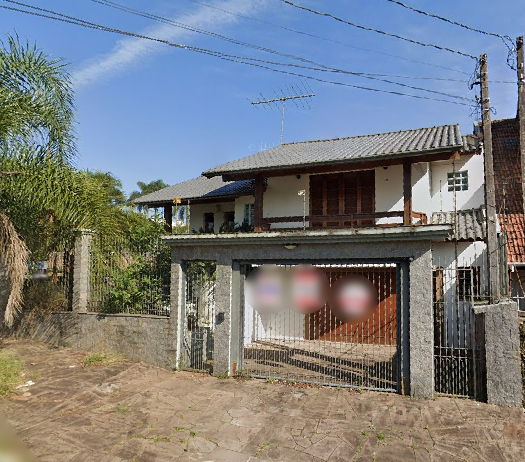Casa com 2 pavimentos, 275,16 m² construída, desocupada