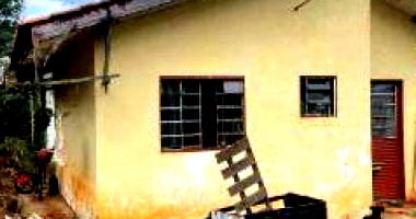 Casa aconchegante com 32,94 m² construídos em área total de 362,63 m², ocupada