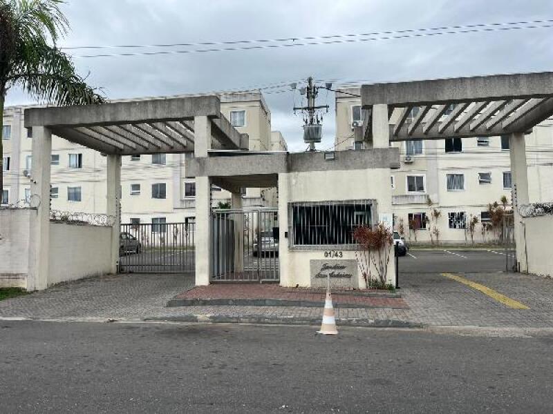 Apartamento com 2 Quartos e Vaga em Campos dos Goytacazes