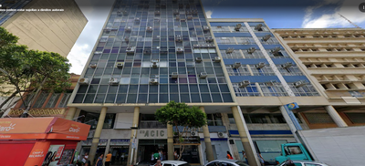 Sala Comercial com 6 Sub-Salas, 2 Banheiros e Copa em Campos dos Goytacazes