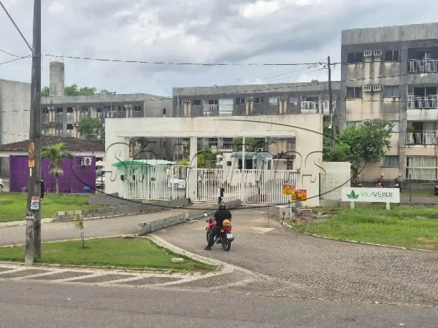 Apartamento com 2 quartos, varanda e área de serviço em São Lourenço da Mata