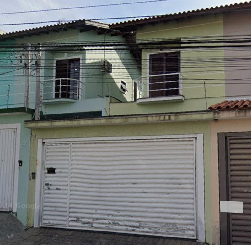 Casa com 515 m², 3 quartos, 2 banheiros, desocupada