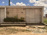 Casa com 1 quarto, 1 banheiro e 1 vaga de garagem