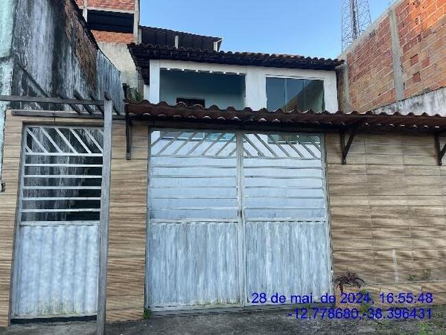 Casa com 2 quartos, 1 banheiro, vaga de garagem e 54m² privativos
