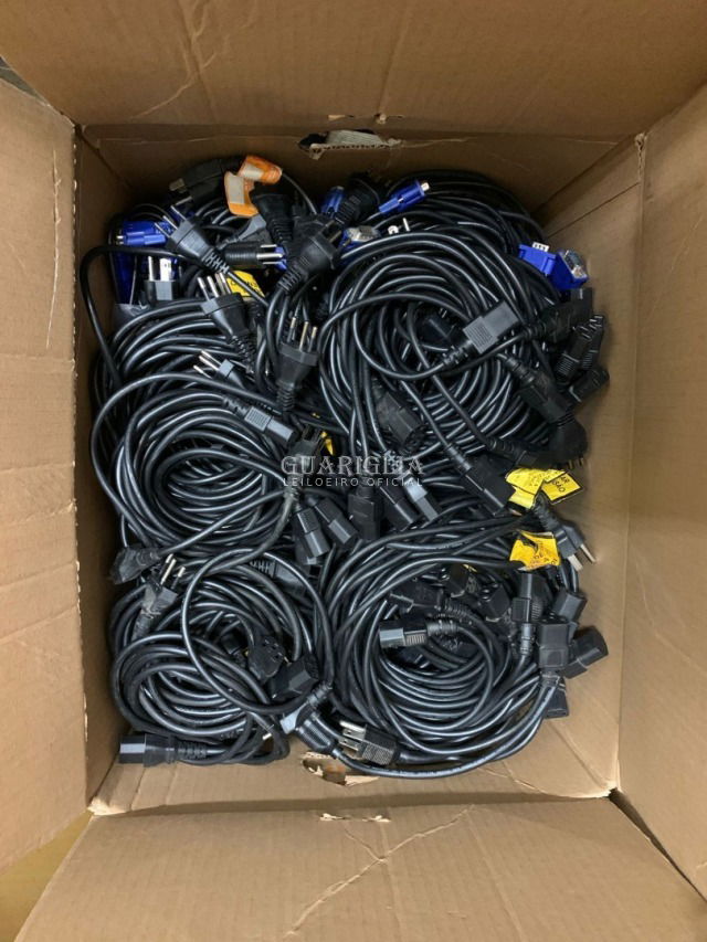 Microcomputadores e Monitores em Leilão - Lote 151