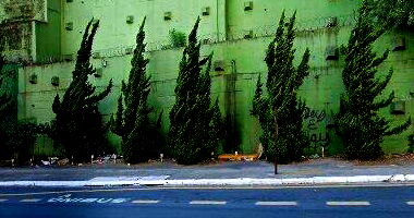 Apartamento 231 com 2 vagas e 195m² área total, desocupado