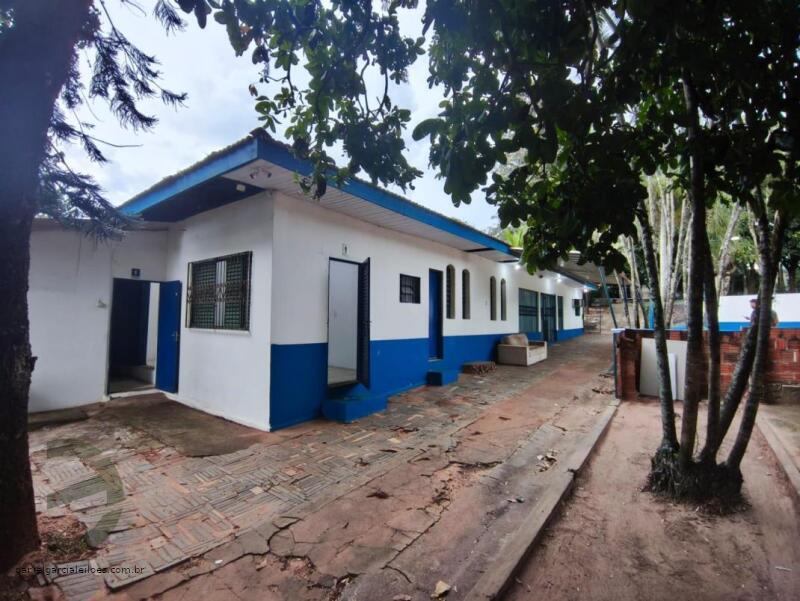 Casa com 305m² em Sítios de Recreio Céu Azul