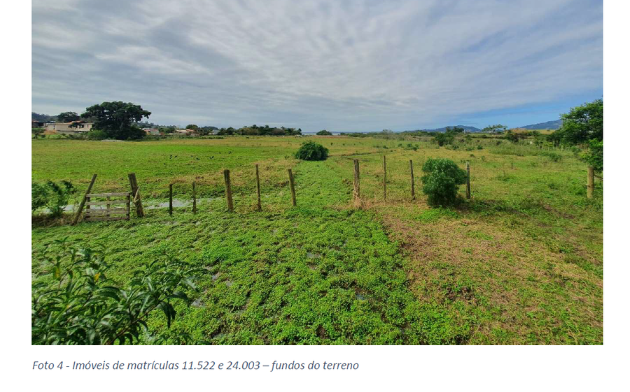 Terreno Amplo em Praia Brava/SC com Vista para o Mar Manso