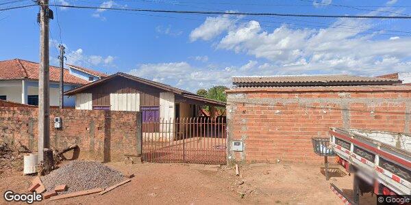 Casa com 90m² e Terreno de 360m² em Cacoal/RO