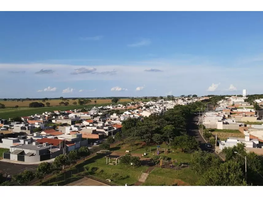Terreno de 200m² em Mirassol
