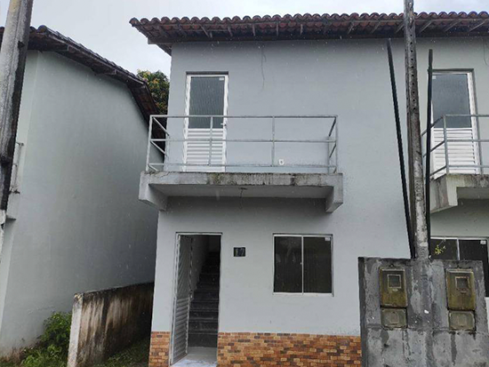 Casa em Condomínio com 60,48m² em Camaçari - BA