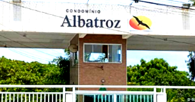 Terreno em Condomínio com 1.500m² em Camaçari - BA