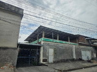 Casa com 5 quartos, 3 banheiros e 215,91m² privativos