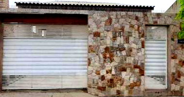 Casa em Leilão com 3 Quartos e 2 Banheiros