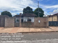 Casa 3 quartos, 2 banheiros, varanda, 72m² construída, desocupada