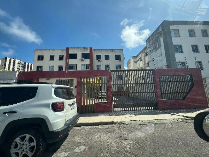 Apartamento com 3 quartos, 1 banheiro e 96,5 m² de área privativa